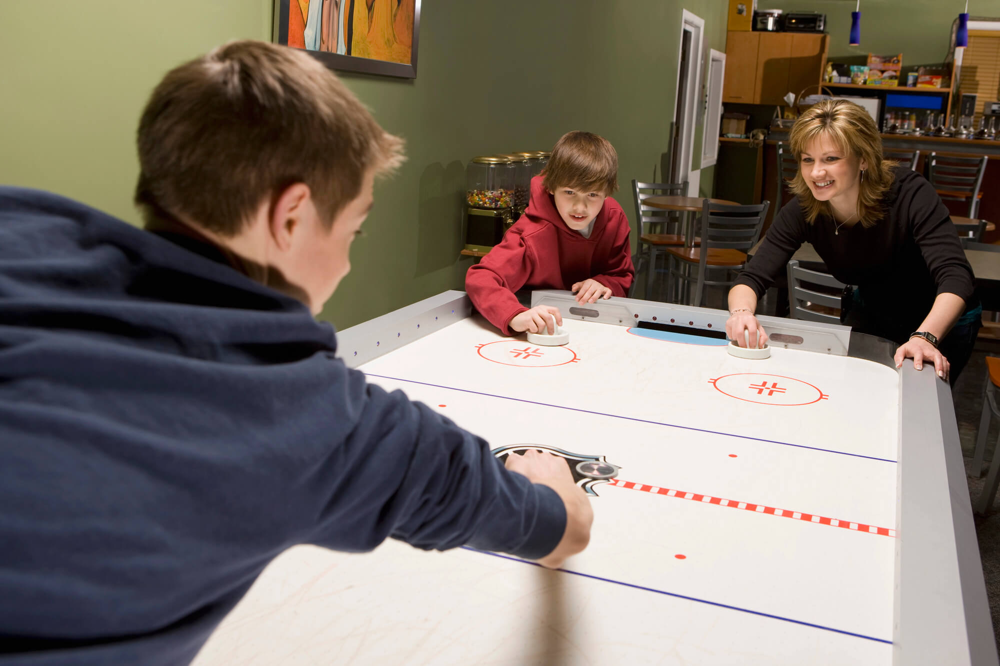 How to Pick the Best Air Hockey Table for Kids